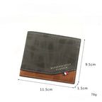 Carteira masculina personalizada exibida em fundo branco com medidas de 11,5 cm por 9,5 cm e 1,5 cm de espessura.